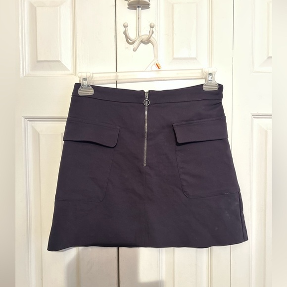 sinequenone Dresses & Skirts - ❤️ 3/$15❤️ Sinequenone mini cargo skirt